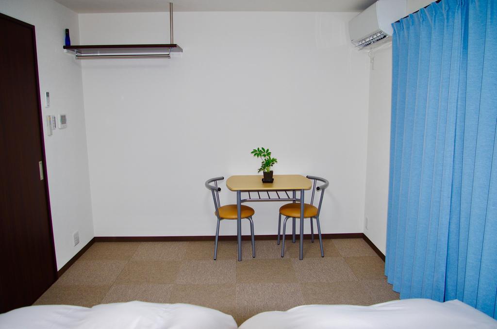 Apartment Shijo Omiya *
